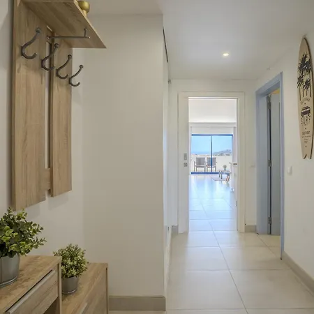 Lejlighed #412 Poolside 1br Near Oura & Beaches